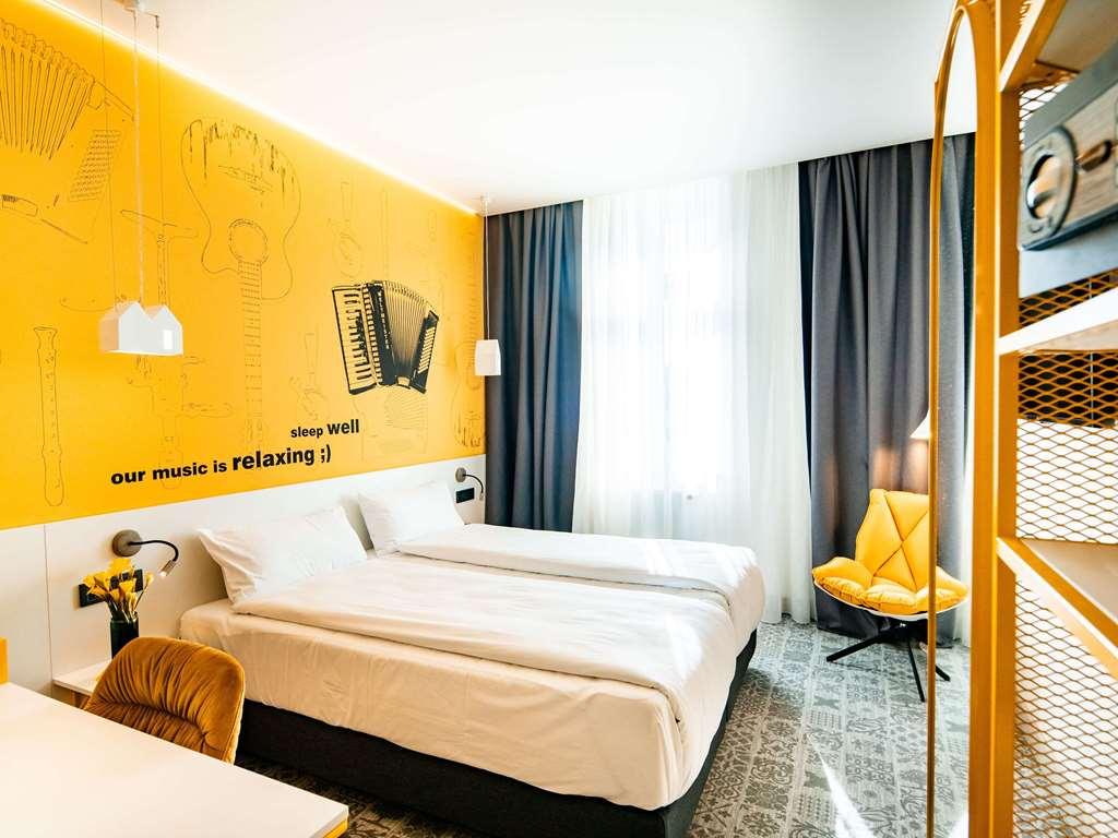 Ibis Styles Sibiu Arsenal Otel Oda fotoğraf