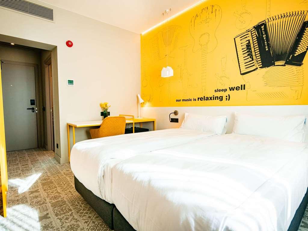 Ibis Styles Sibiu Arsenal Otel Oda fotoğraf